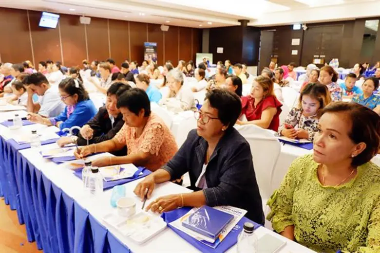 ธ.ไทยเครดิต ฯ นำโครงการพ่อค้าแม่ค้าพากเพียร Season 2 สัญจรลงใต้ ต่อยอดความรู้ด้านสังคมไร้เงินสดให้แก่ผู้ค้ารายย่อยที่ อ.หาดใหญ่