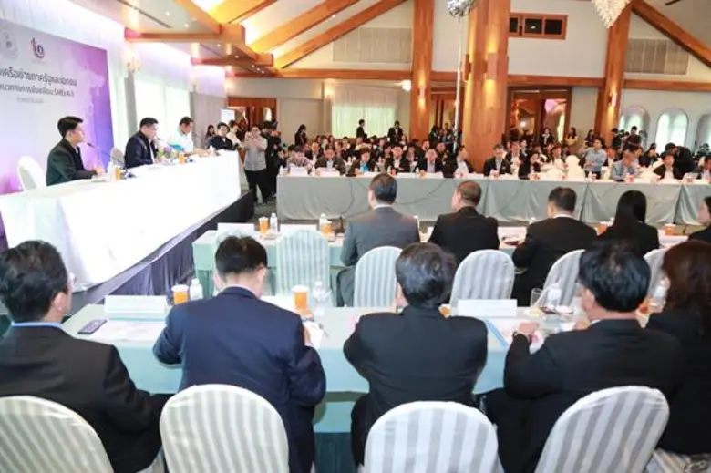 รมว.อุตสาหกรรม นั่งหัวโต๊ะถกเครือข่ายภาครัฐ-เอกชน ขับเคลื่อน SMEs 4.0 ภาคตะวันออก ด้านเอกชนปักธง 3 แนวทางพัฒนาพื้นที่อย่างตรงจุด!