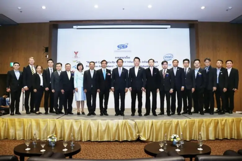 ดร.พิเชฐ ดุรงคเวโรจน์ รัฐมนตรีว่าการกระทร...