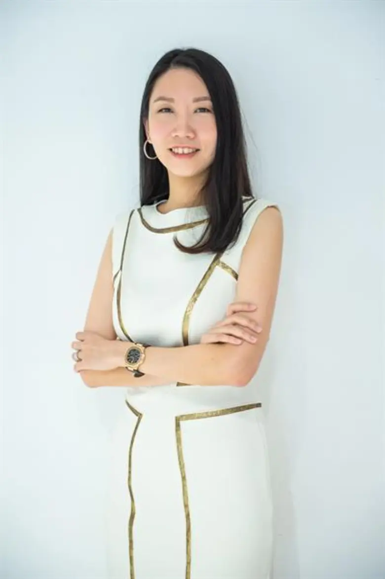 ธาพิดา นรพัลลภ ออมนิ-แชนแนล เมอร์ชั่นไดซิ...