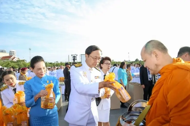 ดร.พิเชฐ ดุรงคเวโรจน์ รัฐมนตรีว่าการกระทร...