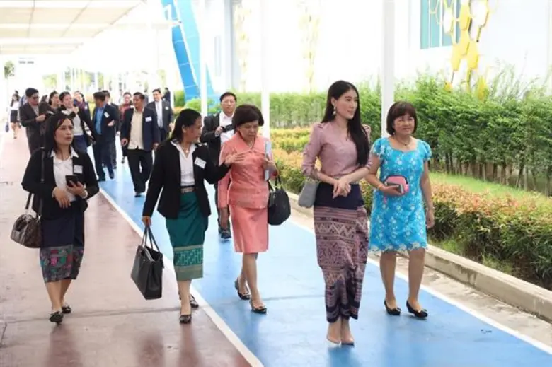 คณะการศึกษา ตัวแทนสมาคมการศึกษาภาคเอกชนจา...