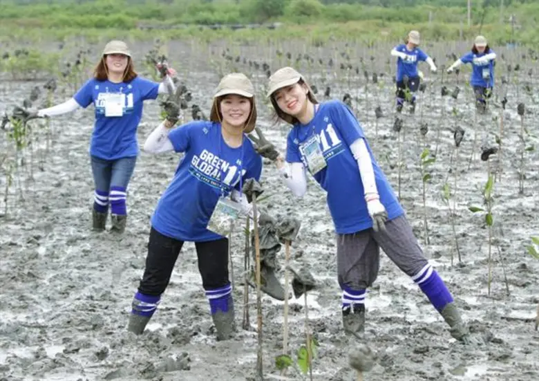 บริษัท ไทยซัมซุง ประกันชีวิต จำกัด (มหาชน...