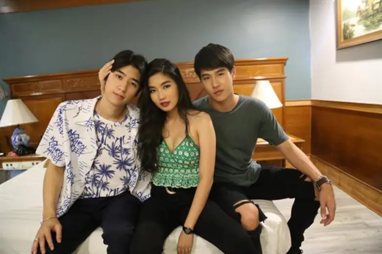 เรื่องย่อ: เสือ ชะนี เก้ง Freshy เปิดตำนานแก๊ง 3 ทหารเสือ