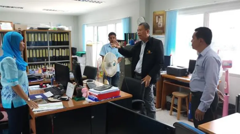 หัวหน้าผู้ตรวจราชการส.ป.ก.ตรวจติดตามความก้าวหน้าโครงการไทยนิยมยั่งยืน จังหวัดนราธิวาส