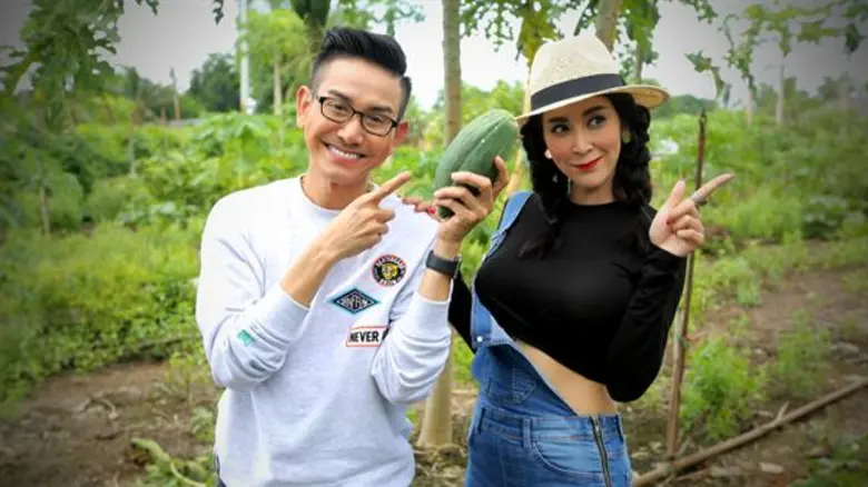 ทีวีไกด์: รายการ “ครัวลั่นทุ่ง” “ใหม่ สุคนธวา” เดินรับลมริมสะพานแม่น้ำแคว สวยแซ่บสู้ “สมตำทอด” ใน “ครัวลั่นทุ่ง”