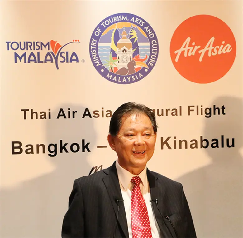 รัฐมนตรีกระทรวงการท่องเที่ยว ศิลปะ และวัฒนธรรมมาเลเซีย ร่วมโปรโมทเที่ยวบินปฐมฤกษ์โดยสายการบินไทยแอร์เอเชีย เส้นทางกรุงเทพ-โคตาคินาบาลู