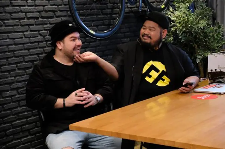 ทีวีไกด์: รายการ “เหย้าเยือนเพื่อนกัน” “ป๊อบ-ปองกูล” ชวนป่วน!! พา “เกลือ-ใบเฟิร์น” รื้อบ้าน “โอ๊ต-ปราโมทย์”