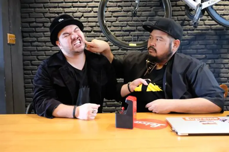 ทีวีไกด์: รายการ “เหย้าเยือนเพื่อนกัน” “ป๊อบ-ปองกูล” ชวนป่วน!! พา “เกลือ-ใบเฟิร์น” รื้อบ้าน “โอ๊ต-ปราโมทย์”