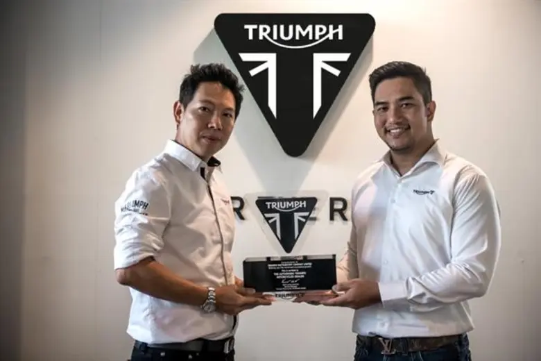 นายจักรพงษ์ ศานติรัตน์ ผู้จัดการทั่วไป บร...