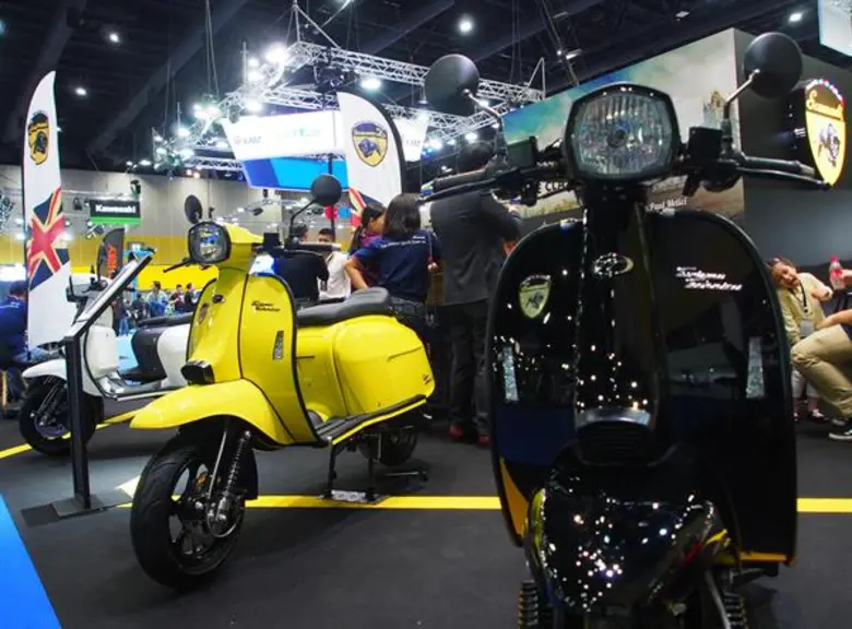 สโกมาดิ เปิดตัวสกู๊ตเตอร์ New UK Series ใหม่จาก Scomadi รุ่นTT 125i ตอบโจทย์ไลฟ์สไตล์คนเมืองผู้หลงใหลความคลาสสิคในงาน Big Motor Sale 2018
