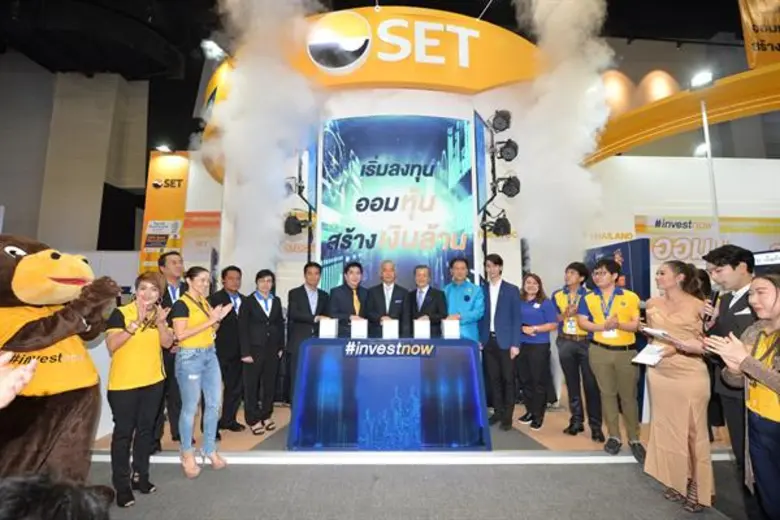 สุวัจน์ ลิปตพัลลภ อดีตรองนายกรัฐมนตรี วิเ...