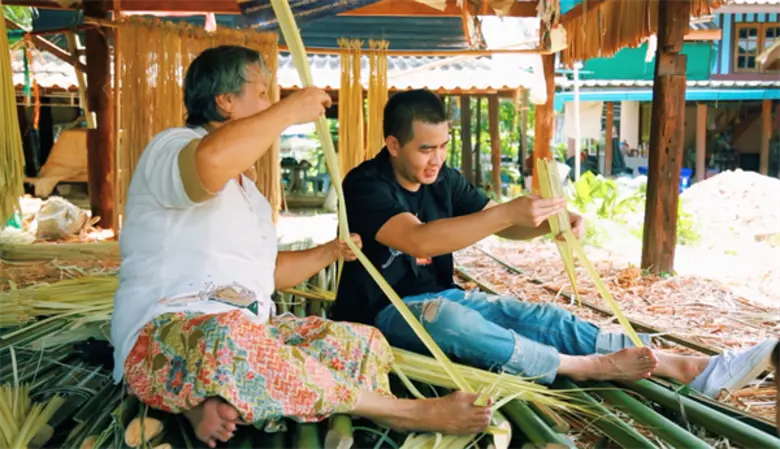 ทีวีไกด์: รายการ "ไทยทึ่ง" “แชมป์” พาไปดู “หมาตักน้ำ” จ.ตรัง ใน “ไทยทึ่ง” 19 ส.ค.นี้ 11.00 น. ช่อง GMM25