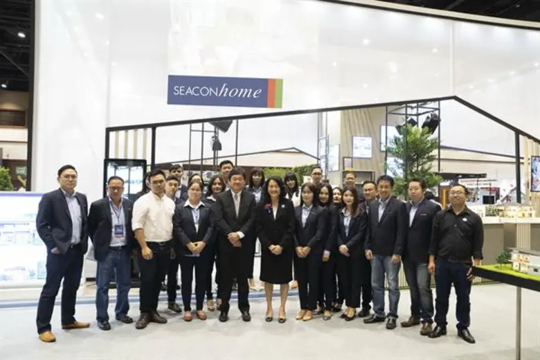 นายมนู ตระกูลวัฒนะกิจ กรรมการผู้จัดการ บร...