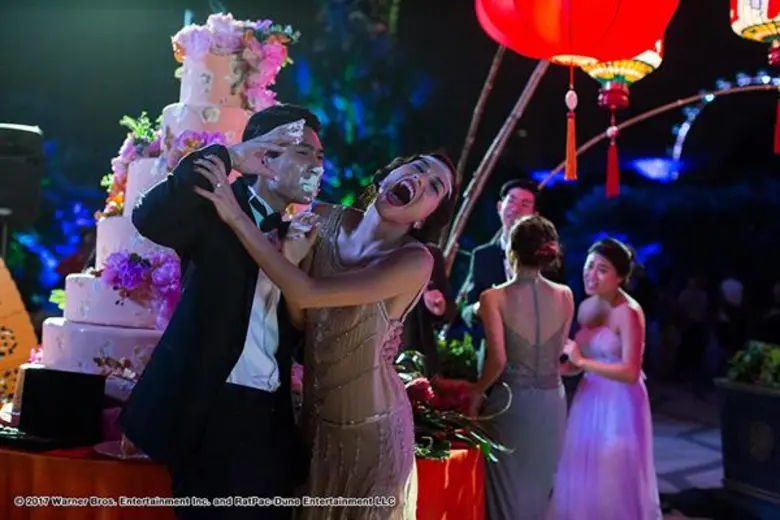 Movie Guide: เลิศมาก! โรแมนติก! เฉียบสุด! รวมเสียงรีวิวการันตี "Crazy Rich Asians" คือภาพยนตร์แห่งปีที่ตื่นเต้น และสนุกที่สุด