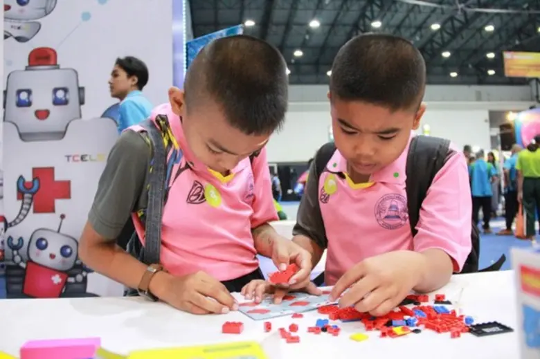 พลเอกประยุทธ์ นายกฯ เปิดงาน “มหกรรมวิทยาศาสตร์และเทคโนโลยีแห่งชาติ 2561” มั่นใจ “วิทย์สร้างคน สร้างแรงบันดาลใจ 1.2 ล้านเยาวชนไทย”