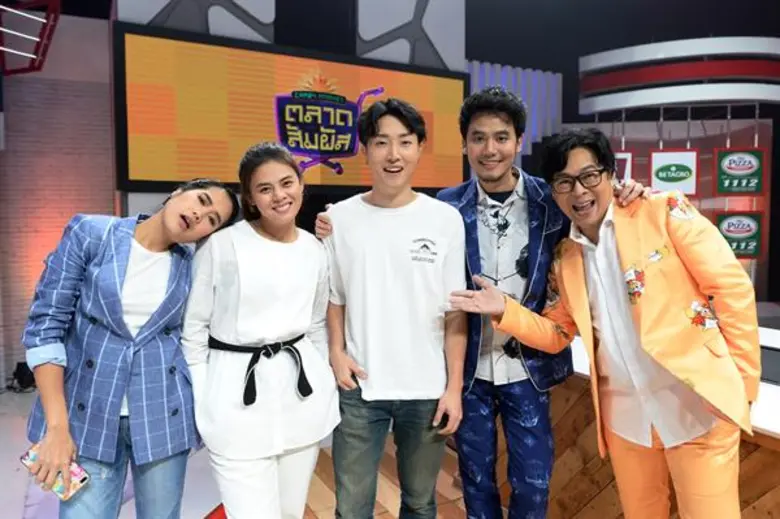 ทีวีไกด์: รายการ "Crazy Market ตลาดสัมผัส" ให้โลกนี้เป็นสีชมพู!!! “เคน ฮาเซกาวา” ยอมรับแบบแมนๆ กลางรายการ หาเงินเตรียมแต่ง “ใบเฟิร์น พัสกร”