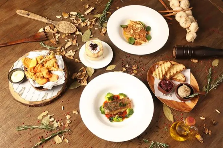 ห้องอาหารแอทติโก้ โรงแรมเรดิสัน บลู พลาซ่...