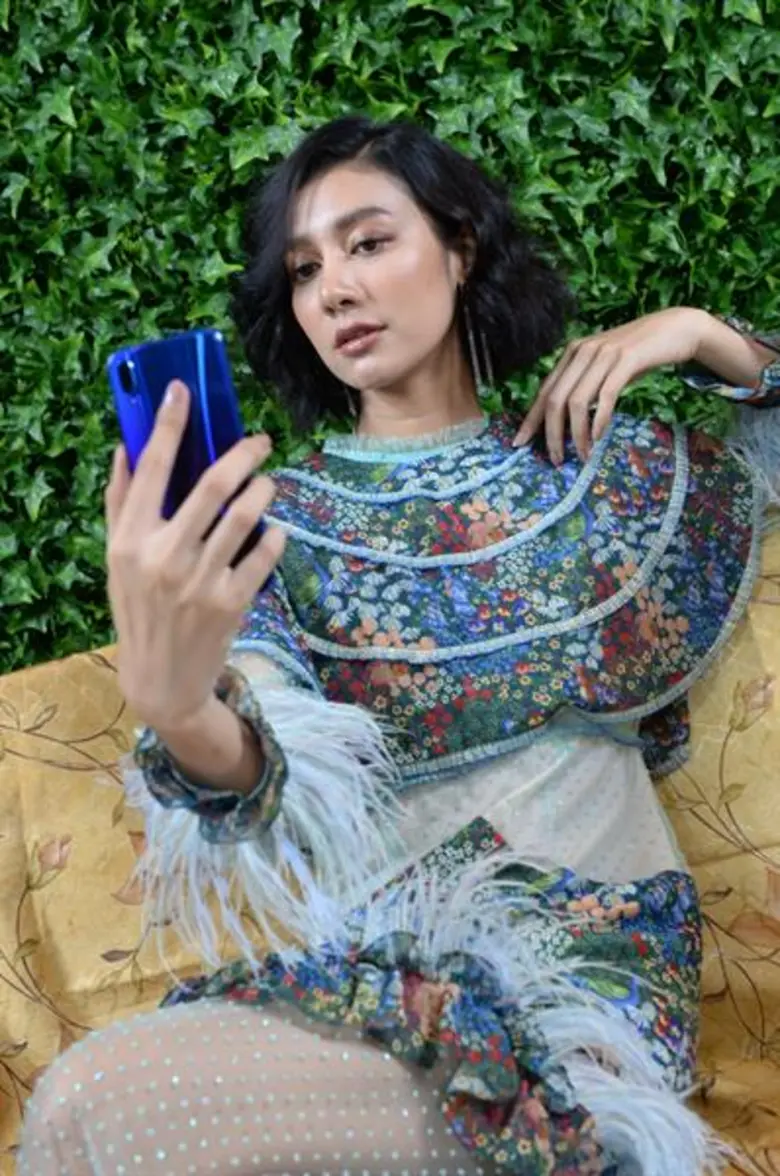 เผยเคล็ดลับ เซลฟี่ให้ได้อย่าง..ควีน “เบลล่า ราณี” บอกเลย “เซลฟี่ไม่ใช่เรื่องเล่นๆ!”