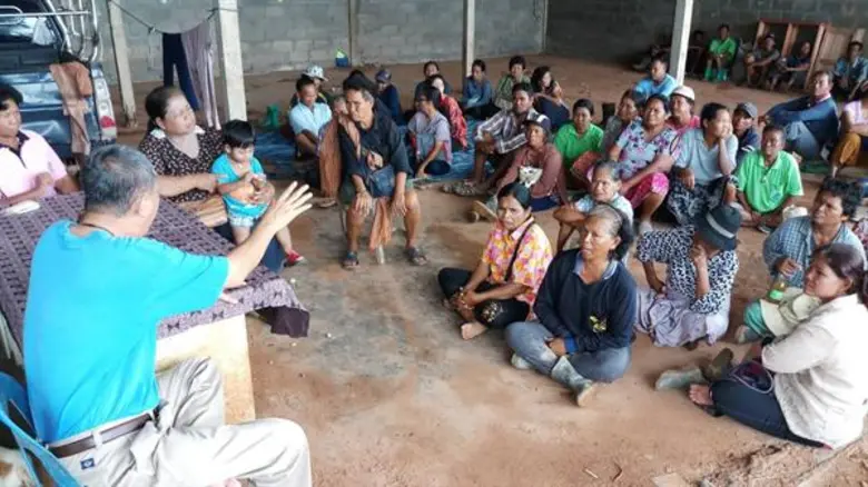 หัวหน้าผู้ตรวจราชการ ส.ป.ก. ลงพื้นที่ ประชุมชี้แจงแนวทางการจัดที่ดินทำกินให้ชุมชน ตามนโยบายรัฐบาล ตรวจติดตามงานและเยี่ยมราษฎร หมู่ 5 ตำบลไทรทอง อำเภอชัยบุรี จังหวัดสุราษฎร์ธานี