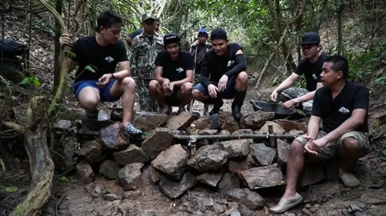 เมื่อสิ่งเล็กๆรวมตัวกันก็จะเกิดเป็นสิ่งใหญ่ “ไผ่ พงศธร” รวมพลังจิตอาสา สร้างฝายชะลอน้ำ ในรายการ “เติมฝันคนบ้านไกล กับ ไผ่ พงศธร”