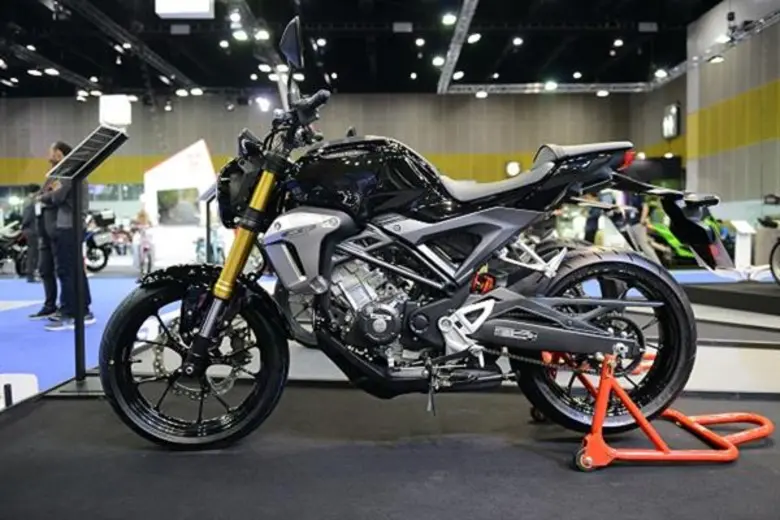 “ฮอนด้า บิ๊กวิง พระราม 3” อัดแคมเปญกระหน่ำบิ๊กมอเตอร์เซล ซื้อบิ๊กไบค์รุ่นยอดนิยมรับของแถมรวมเฉียดครึ่งแสนบาท