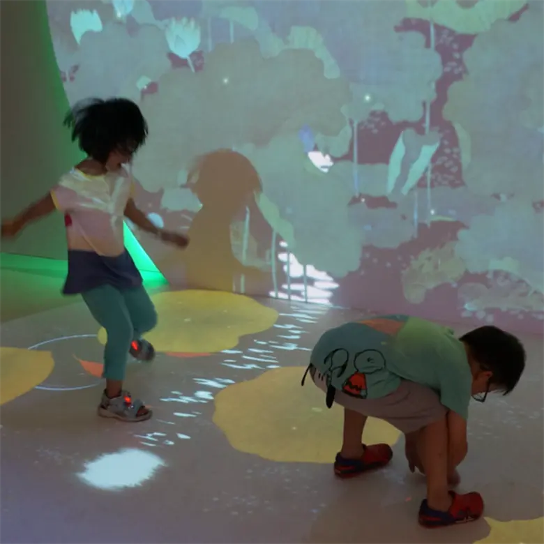 ศูนย์การค้าริเวอร์ ซิตี้ แบงค็อก เปิดนิทรรศการศิลปะจีนในรูปแบบสื่อมัลติมีเดียที่ไม่เหมือนใคร พิพิธภัณฑ์พระราชวังแห่งชาติประจำกรุงไทเป นำเสนอนิทรรศการงานศิลป์แห่งจักรพรรดิจีนในมุมมองใหม่