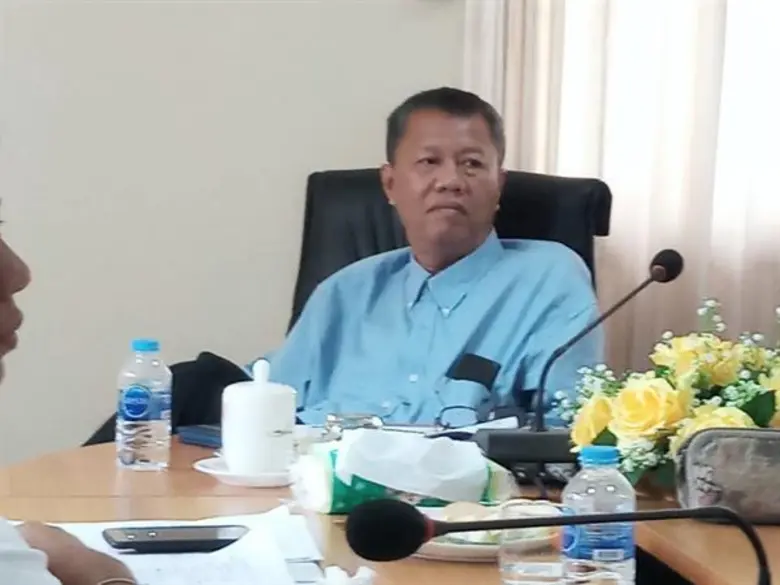 หัวหน้าผู้ตรวจราชการ ส.ป.ก.ประชุมติดตามความก้าวหน้าภารกิจ ส.ป.ก.และโครงการไทยนิยมยั่งยืนจังหวัดกระบี่ กำชับแนวทางให้ข้าราชการและเจ้าหน้าที่ ส.ป.ก ปฏิบัติหน้าที่ด้วยความซื่อสัตย์ สุจริต