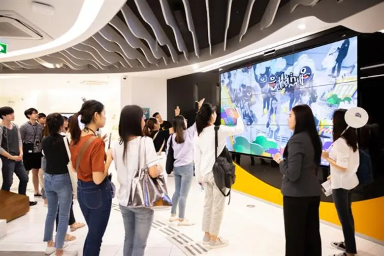 เคทีซีพาน้องๆ โครงการ KTC LEARN & EARN เปิดโลกทัศน์นอกห้องเรียน ภายใต้กิจกรรม “Digital #Me” ครั้งที่ 2 ตอนเทคโนโลยีกับการสร้างรายได้