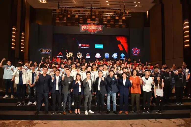 ยามาฮ่าเตรียมลุย eSports จับมือ Garena RoV สนับสนุน การแข่งขันสุดยอดลีคเกมสุดยิ่งใหญ่ของเมืองไทย “RoV Pro League Season 2” ระเบิดความมันส์ จัดเต็ม 56 แมตซ์ พร้อมลุ้นยามาฮ่า แอร็อกซ์ RoV Limited Edition