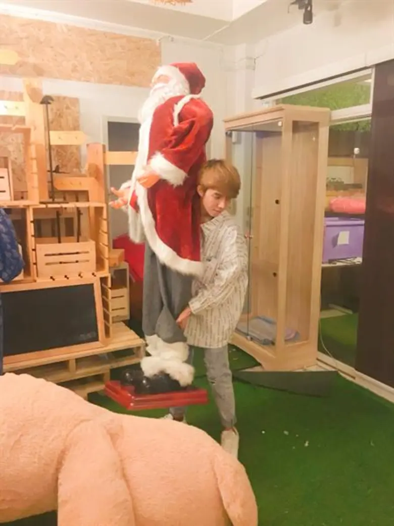 “กล้วย อาร์สยาม” ลุ้นระทึกน้ำท่วมเพชรบุรี เตรียมรับมือ...ปิดร้านนม...เร่งขนของหนี