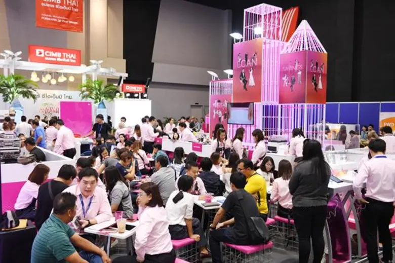 มันนี่เอ็กซ์โปโคราช 2018 เงินสะพัด 1.2 หมื่นล้านบาท แห่ลงทุนสร้างความมั่งคั่ง