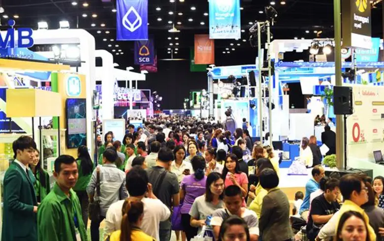 มันนี่เอ็กซ์โปโคราช 2018 เงินสะพัด 1.2 หมื่นล้านบาท แห่ลงทุนสร้างความมั่งคั่ง