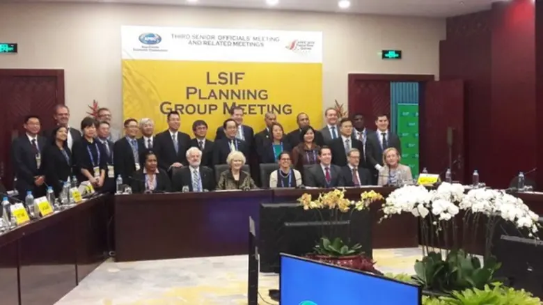 ศูนย์ความเป็นเลิศด้านชีววิทยาศาสตร์ (องค์...