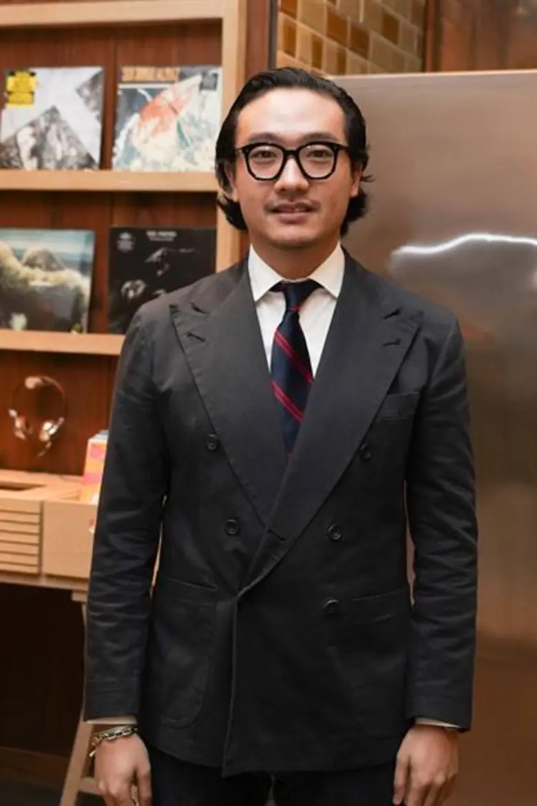 “เซ็นทรัล เอ็มบาสซี” เปิดบ้านสนับสนุนวงการแฟชั่นไทย สานฝันดีไซเนอร์รุ่นใหม่บนเวที “Harper’s Bazaar ASIA NEWGEN FASHION AWARD 2018” รอบชิงชนะเลิศ 28 ส.ค. นี้ ก่อนไปประชันระดับเอเชีย