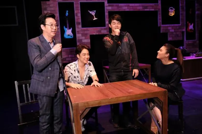 ทีวีไกด์: รายการ “เหย้าเยือนเพื่อนกัน” “หนึ่ง ETC” พาเพื่อนซี้ “เอ็ม-อรรถพล” บุกหลังเวที “แฟนจ๋า เดอะมิวสิคัล”