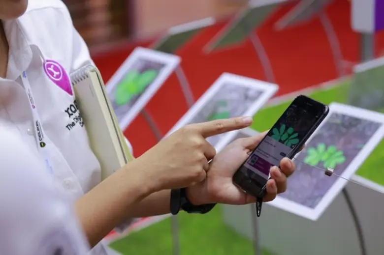 การเกษตรยุคใหม่ด้วยเทคโนโลยีดิจิทัล โดยแอ...