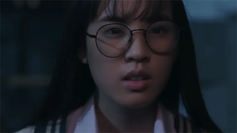 “ลิลลี่” สงสัย “วิคเตอร์” ตามสืบหาความจริง!!!