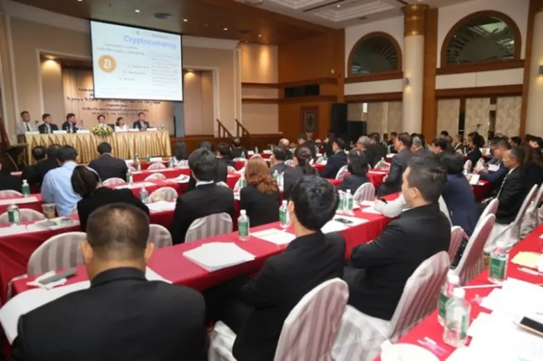 นาวาอากาศเอก สมศักดิ์ ขาวสุวรรณ์ รองปลัดก...