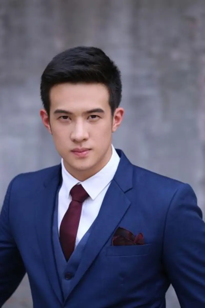 “เจมส์ มาร์” พ่อมดการเงินสุดเพอร์เฟคกับบุคลิกสุดสวิง ในละคร “ดวงใจในไฟหนาว”