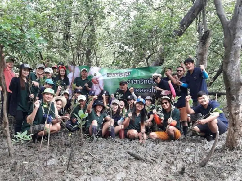 คุณธราธร รัตนศรีทอง ประธานเจ้าหน้าที่ปฏิบัติการ บริ...