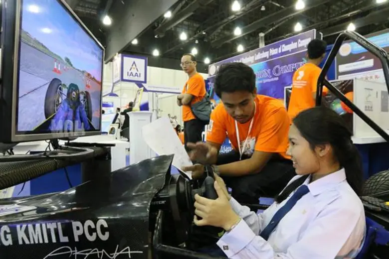 สจล. เดินหน้ายุทธศาสตร์ “เคเอ็มไอทีแอล เน็กซ์” ปลูกดีเอ็นเอบัณฑิตพันธุ์ใหม่ สะท้อนมิติใหม่ภาคการศึกษาไทย กับแกนหลักในการสร้างชาติ