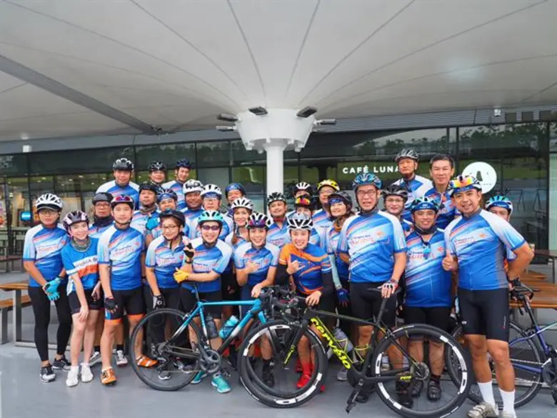 ดร.ทวีลาภ ฤทธาภิรมย์ พร้อม พจณี คงคาลัย น...