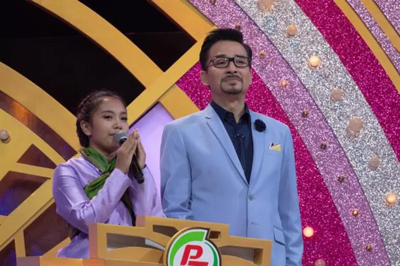 ระทวยทั้งเวที! “น้องเพลง” สาวน้อยลิเกปล่อยพลังเสียงท้าดวล หนุ่มหล่อเสียงดี “ไต้ฝุ่น” ในร้องถล่มดาว