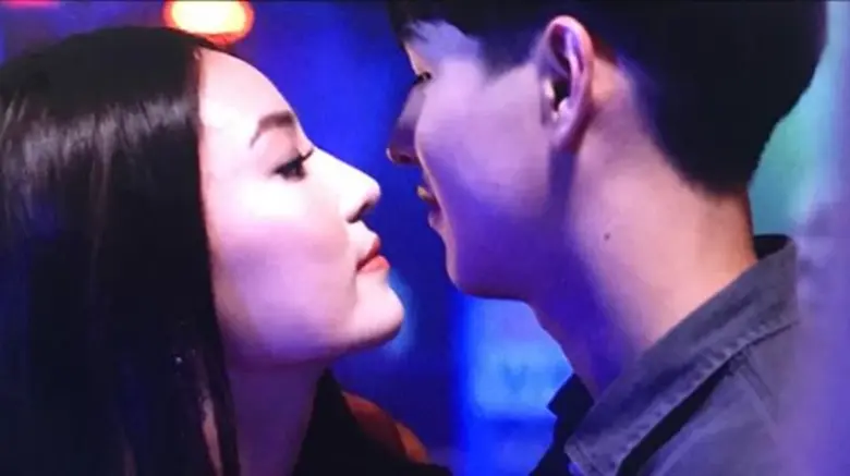 ทีวีไกด์: รูทีนซิทคอม "เสือ ชะนี เก้ง Freshy เปิดตำนานแก๊ง 3 ทหารเสือ" ตอน 2 ออกอากาศวันอังคารที่ 28 สิงหาคม 2561 เวลา 20.00 น. LINE TV