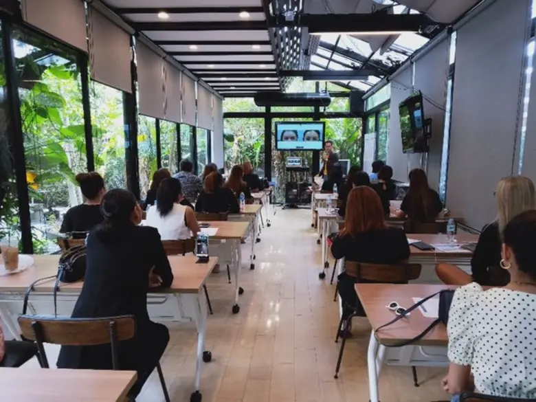 @Medical Clinic จัดอบรมเติมความรู้ให้กับพนักงาน ให้พนักงานทุกคนมีความรู้พร้อมเสริฟลูกค้าที่ไว้ใจเรา