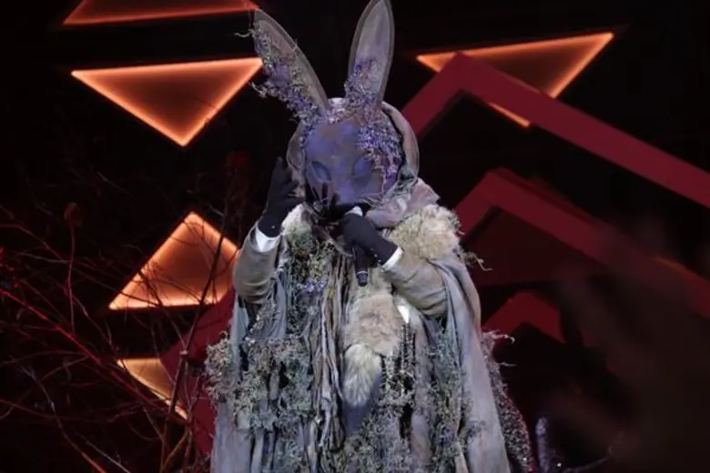 ศึกชิงตำแหน่งแชมป์ กรุ๊ป Jungle War หน้ากากอีกาเหล็ก และ หน้ากากกระต่ายป่า ใน The Mask Project A