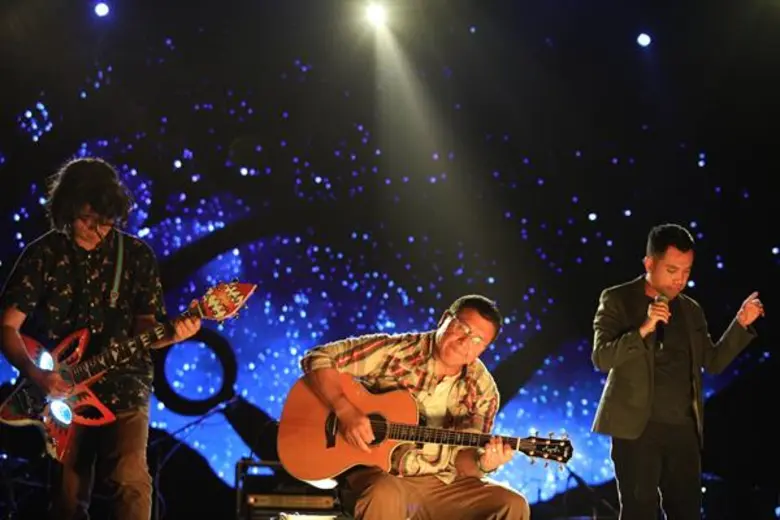 'The DEVI of DARKNESS’ ริคกับบุรุษอหังการของสุกี้ คอนเสิร์ตสุดวิจิตร ดำดิ่งเชื่อมใจถึงเสียง สู่รัตติกาล