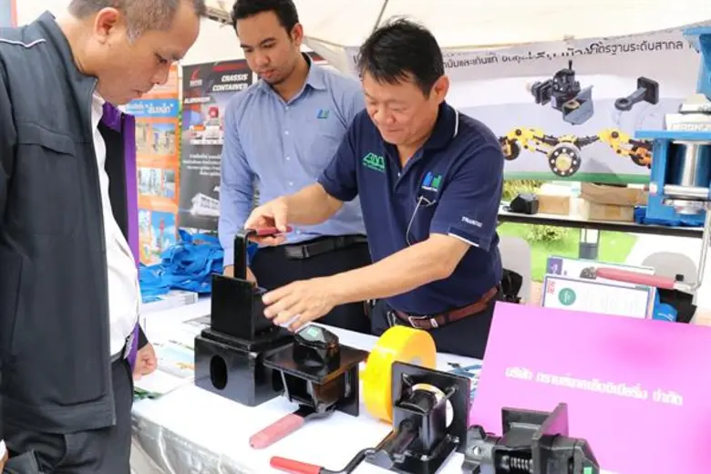 กนอ. ผนึกกำลัง 4 หน่วยงาน หนุนมาตรฐานระบบขนส่ง ตั้งเป้าส่งเสริมความปลอดภัยรถบรรทุกและตู้คอนเทนเนอร์ด้วยระบบทวิสต์ล็อกในนิคมฯ ทั่วประเทศ