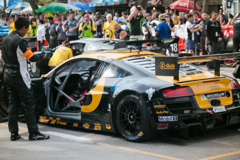 เมื่อต้นอาทิตย์ที่ผ่านมา ออเนอร์ (Honor) ...